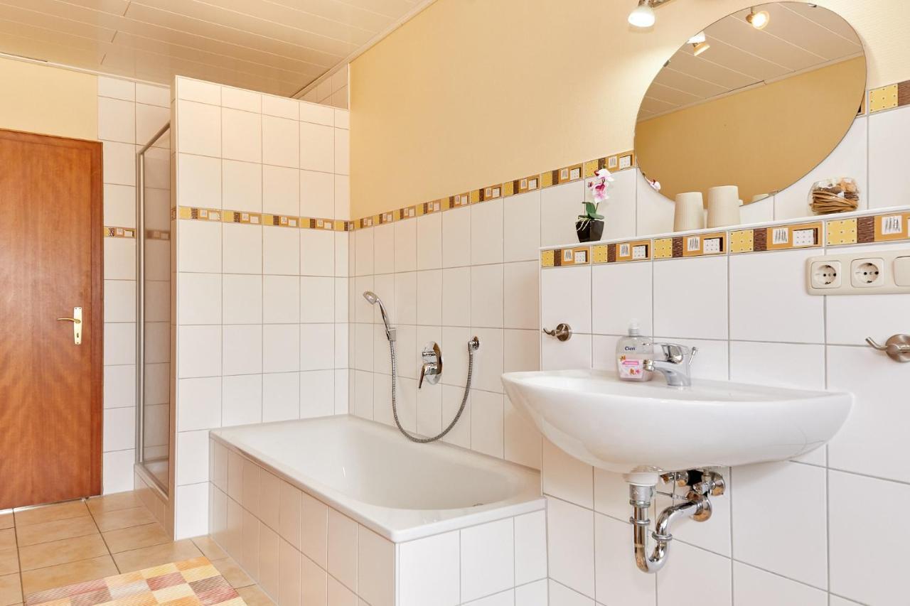 Ferienwohnung-Vinothek Keifer Kinheim Buitenkant foto